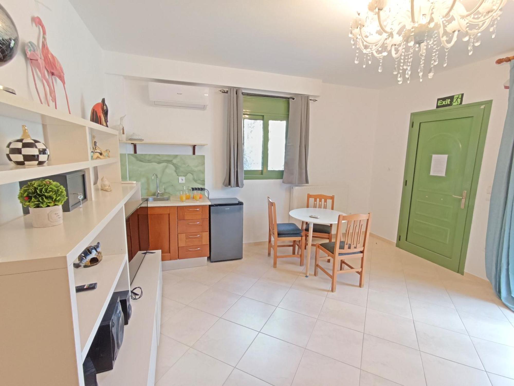 קאטליוס Okeanis Apartments & Suites Adults Only מראה חיצוני תמונה