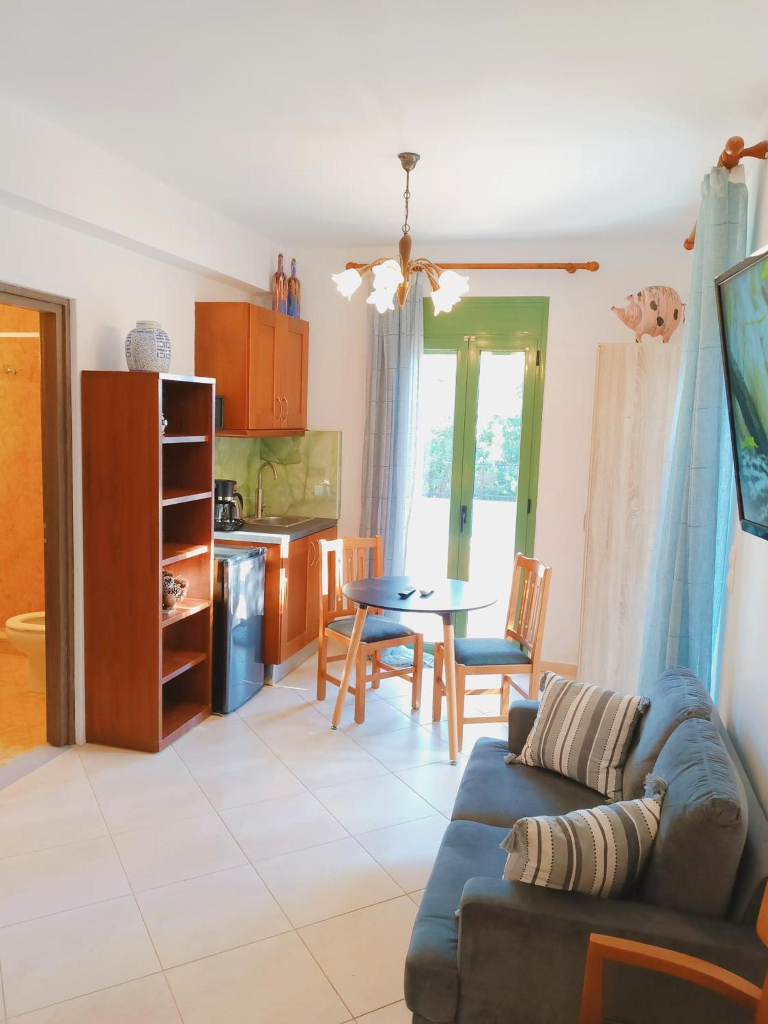 קאטליוס Okeanis Apartments & Suites Adults Only מראה חיצוני תמונה
